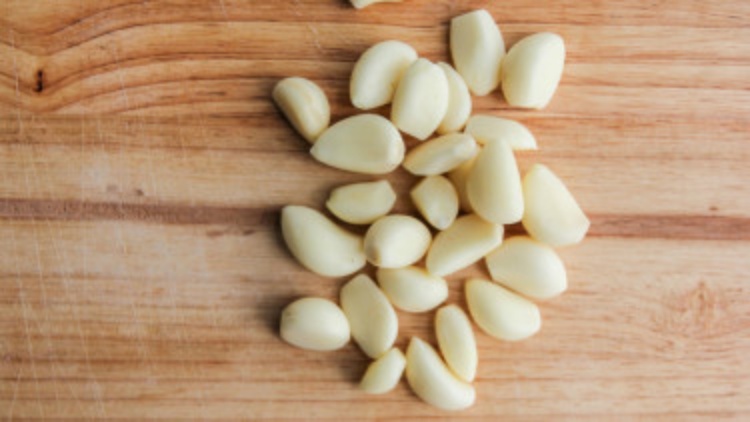 Bawang Putih Bisa Sembuhkan Kanker, Mitos atau Fakta?