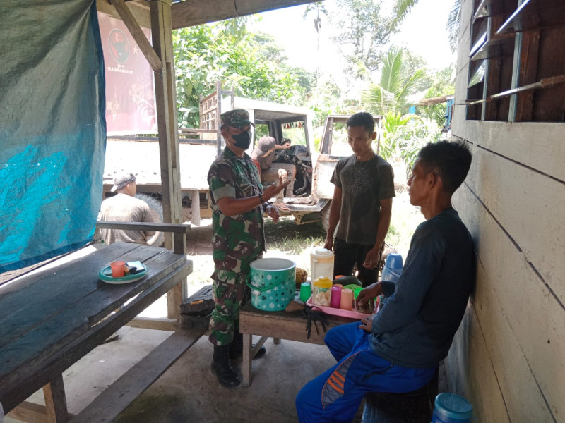 Himbauan Serda Bambang ke Masyarakat Terkait Covid-19