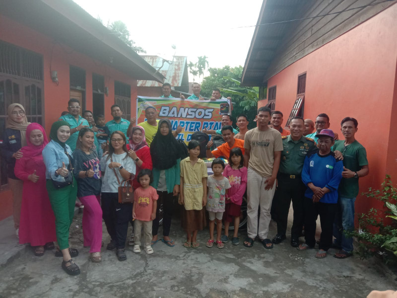 Koramil 02 BK dan PSF Serahkan Bantuan Untuk Anak Yatim