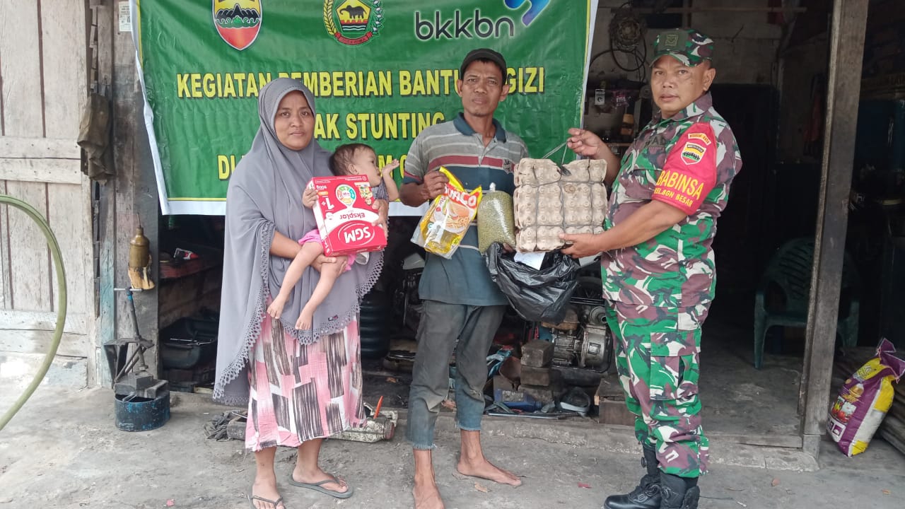 Sertu Sareh Bantu Keluarga Cegah Stunting