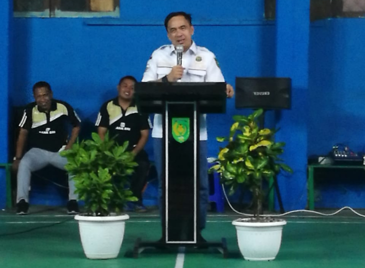 Ketua DPRD Inhil Buka Open Badminton se-Inhut