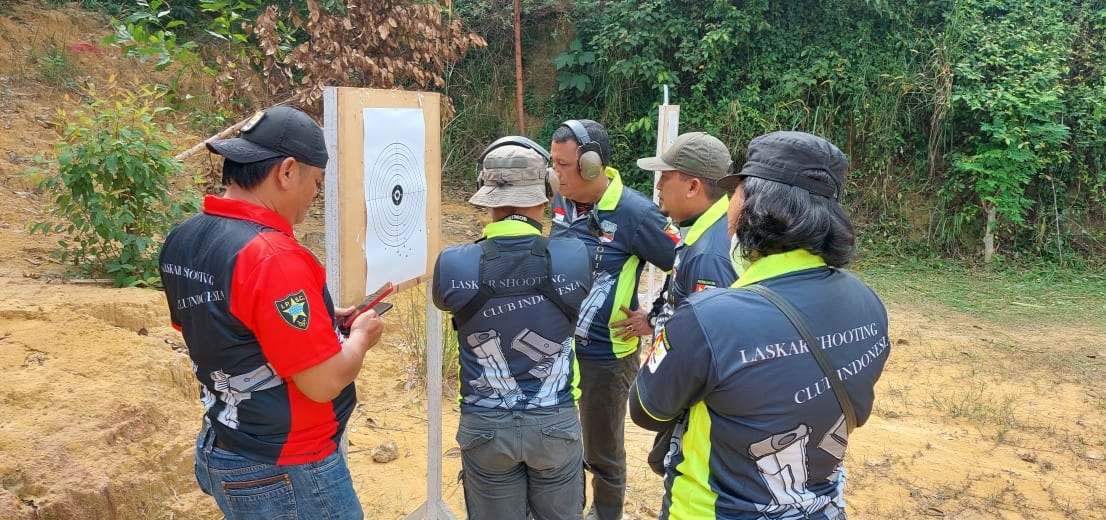 Laskar Shooting Club Indonesia Rohil Gelar Latihan Menembak