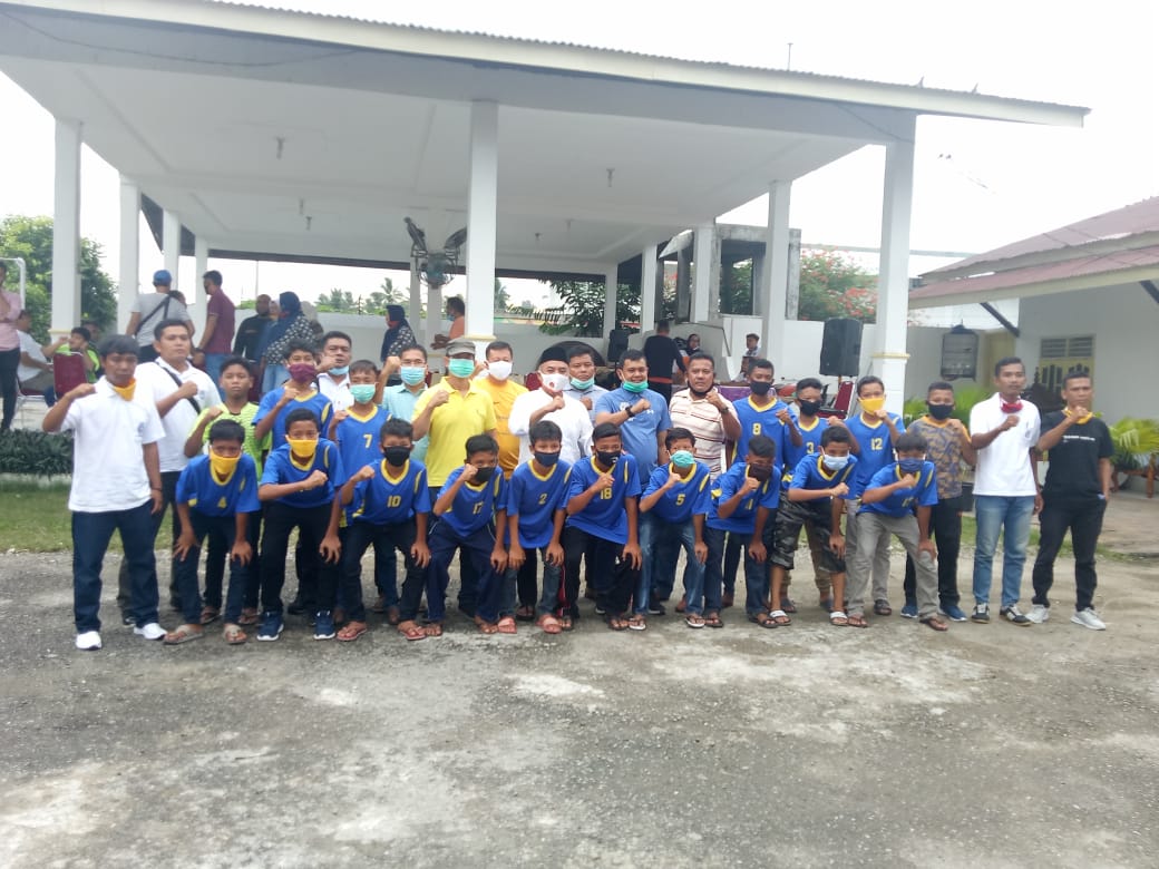 Bupati Andi Suhaimi Lepas TIM Sepakbola SSB Labuhanbatu U-13 ke Tebing Tinggi