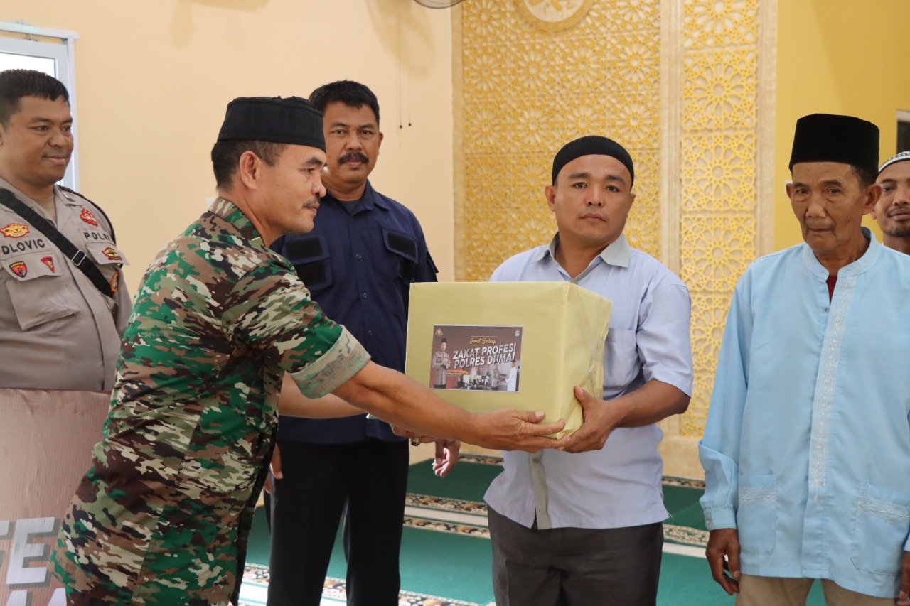 Personil Koramil 02 Hadiri Pembagian Zakat Profesi