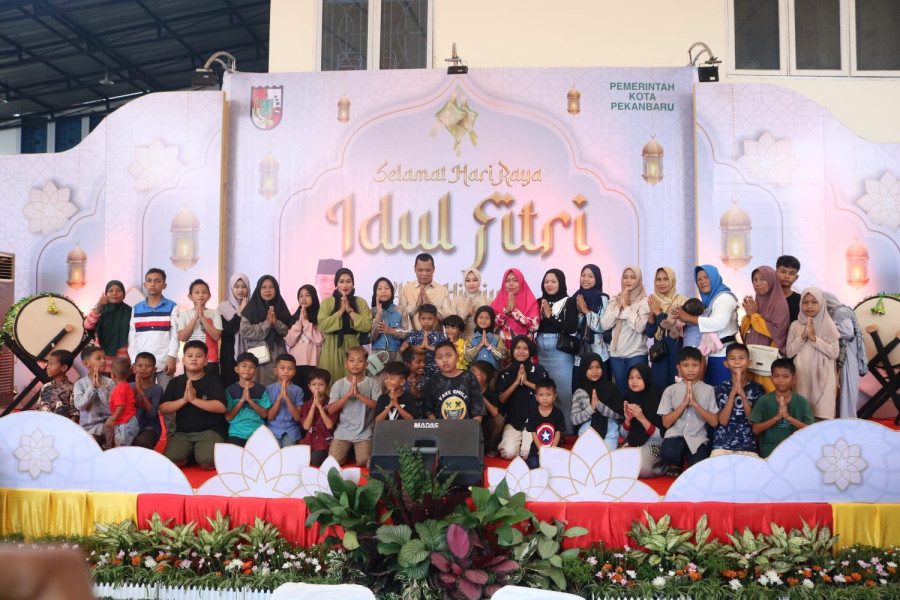 Ribuan Masyarakat Hadiri Open House di Rumah Dinas Pj Walikota