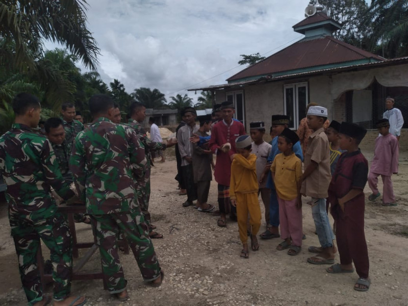 TMMD ke 117, Personil Gelar Kegiatan Jumat Barokah