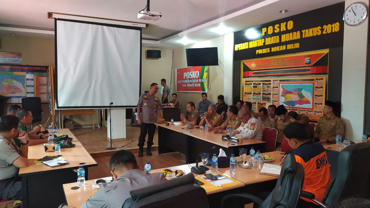 Kapolres Rohil Vicon Kapolda Riau, Atasi Penanganan Karhutla di Rohil