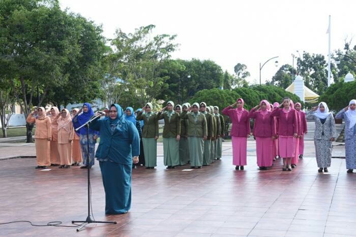 Kasmarni Amri : Kaum Perempuan Yang Tidak Terpisahkan dari Kebangkitan dan Perjuangan Bangsa