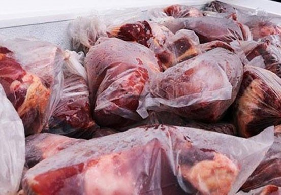Bulog Pasok 27 Ton Daging Kerbau Beku dari India ke Riau