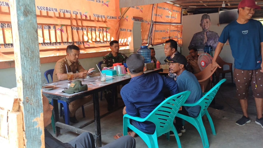 Babinsa Kelurahan Gurun Panjang Gelar Komsos Bahas Persiapan HUT RI ke-79