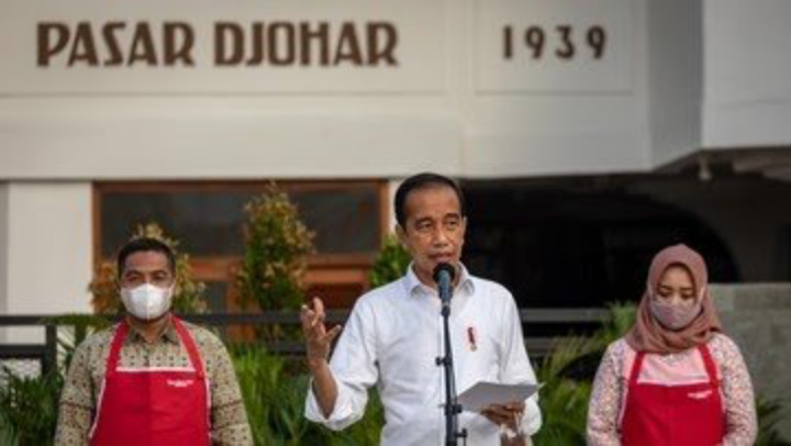 Jokowi Tinjau Proyek Kereta Cepat di Jabar