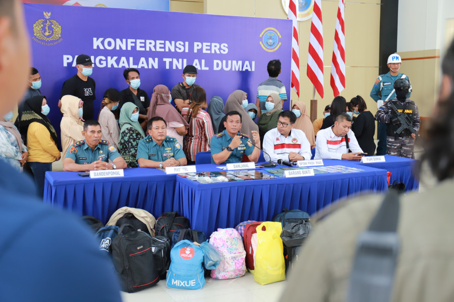 Lanal Dumai Berhasil Mengagalkan Penyelundupan 31 Calon PMI Ilegal ke Malaysia