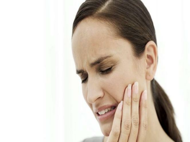 Bahan Alami Yang Ampuh Atasi Nyeri Gigi Yang Menyiksa