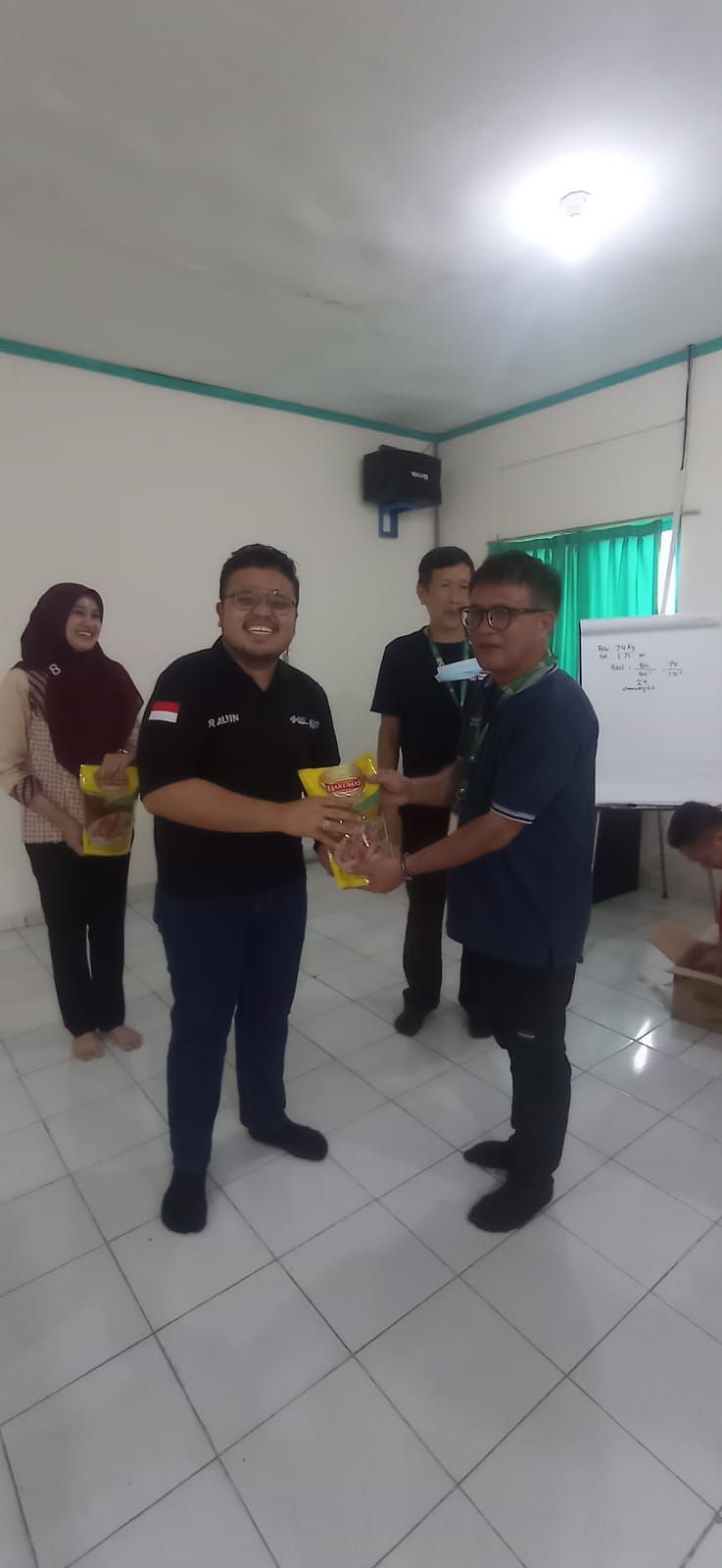 Sambut Hari K3, Pihak Manajemen PT SDS Laksanakan Penyuluhan Kesehatan