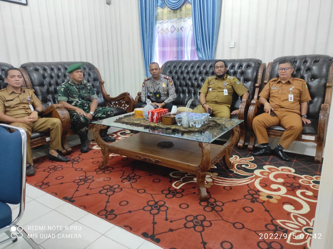 Pelda Hendrianto Melaksanakan Komsos Bersama Asisten I