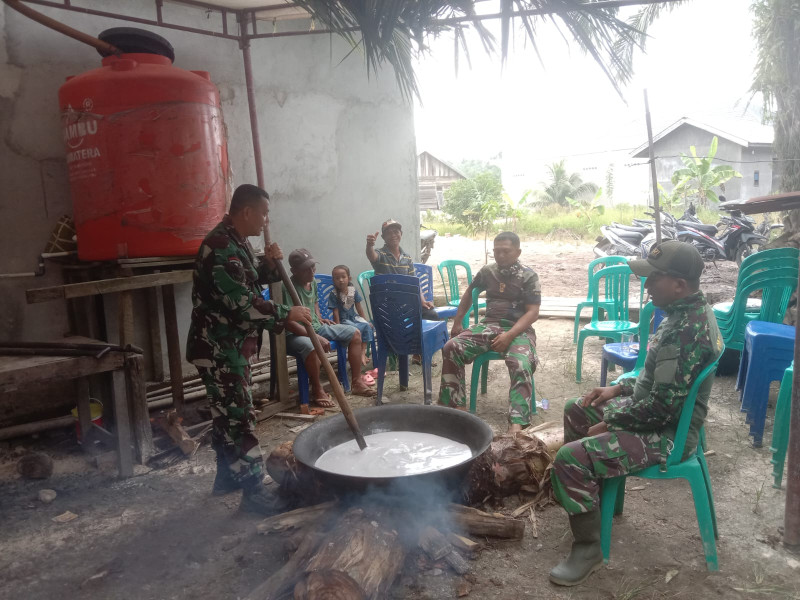 TMMD ke 117, Riang Gembira Mewarnai Suasana Masak Bersama Satgas dan Masyarakat