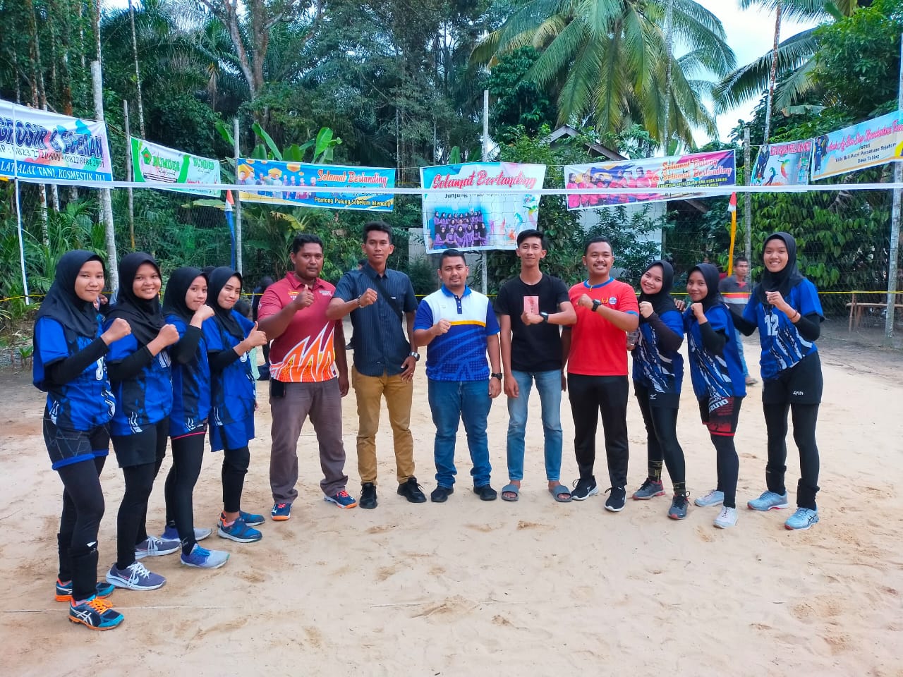 Ikuti Open Turnamen Bola Voli Persatuan Putri Sejahtera, Universitas Pahlawan Masuk Partai Final 
