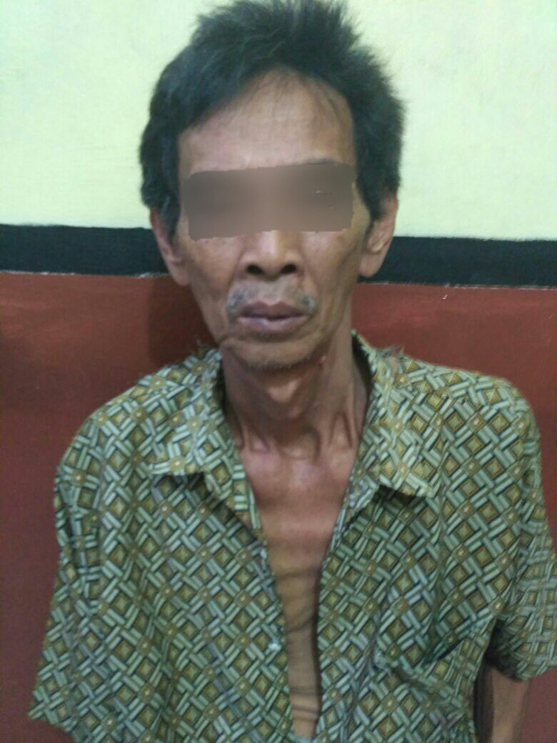 Pria Setengah Abad Ini Aniaya Istri Beserta Anaknya