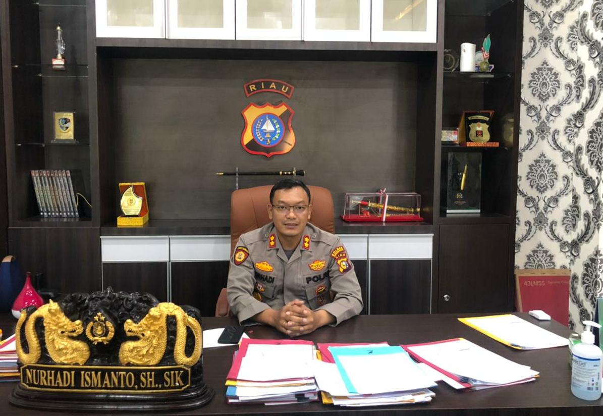 Kapolres Rohil Bantah Tudingan Anggotanya Bersenjata Lengkap ''Backing'' PT Salim Ivomas 