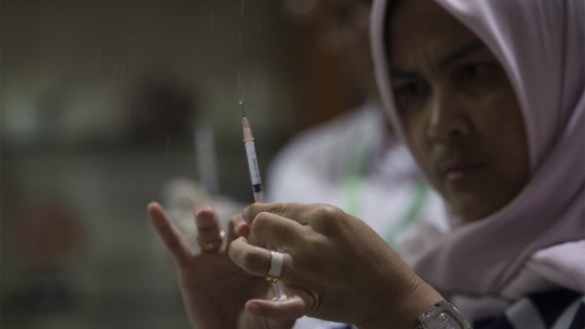 Belum Dapat Sertifikasi Halal, MUI Minta Vaksin Rebulla Ditunda
