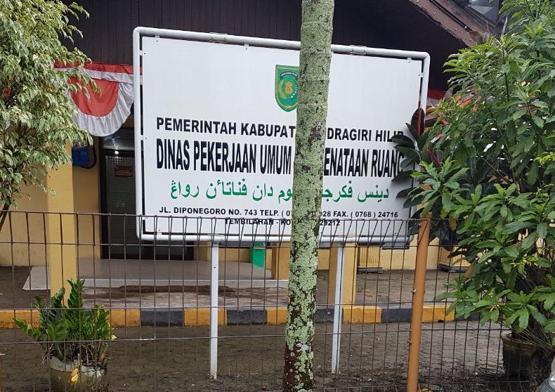 Tanggapi Ambruknya Jembatan Desa Saka Palas, Dinas PUPR Inhil Nyatakan Tidak Pernah Terbitkan SPK