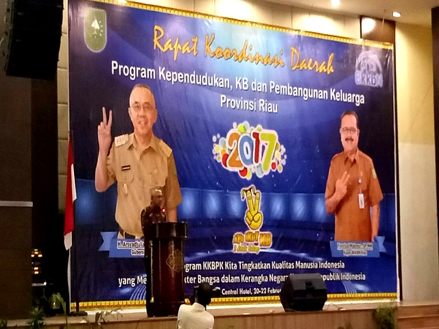 Gubri Resmi Buka Rakorda KKBPK Riau Tahun 2017