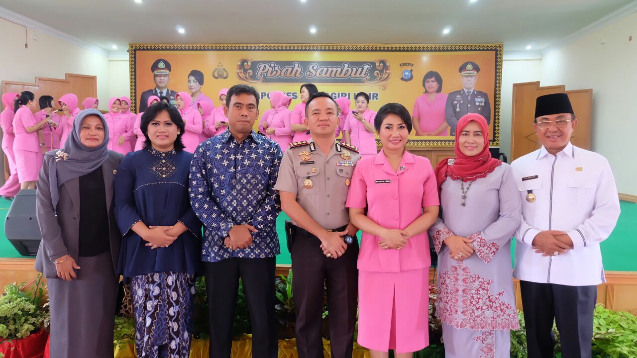 Bupati Wardan Hadiri Pisah Sambut Kapolres Inhil