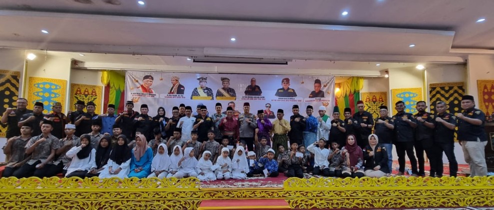 DPD GRIB JAYA Riau Tutup Maulid Nabi dengan Tausiah Penuh Hikmah