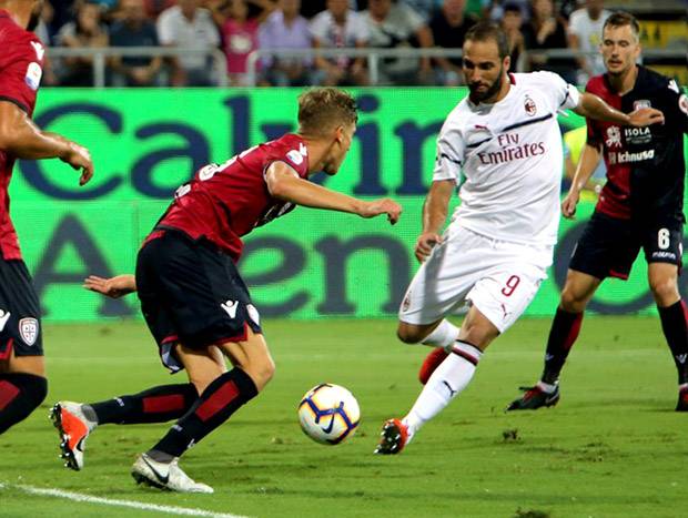 Gol Higuain Selamatkan AC Milan dari Kekalahan