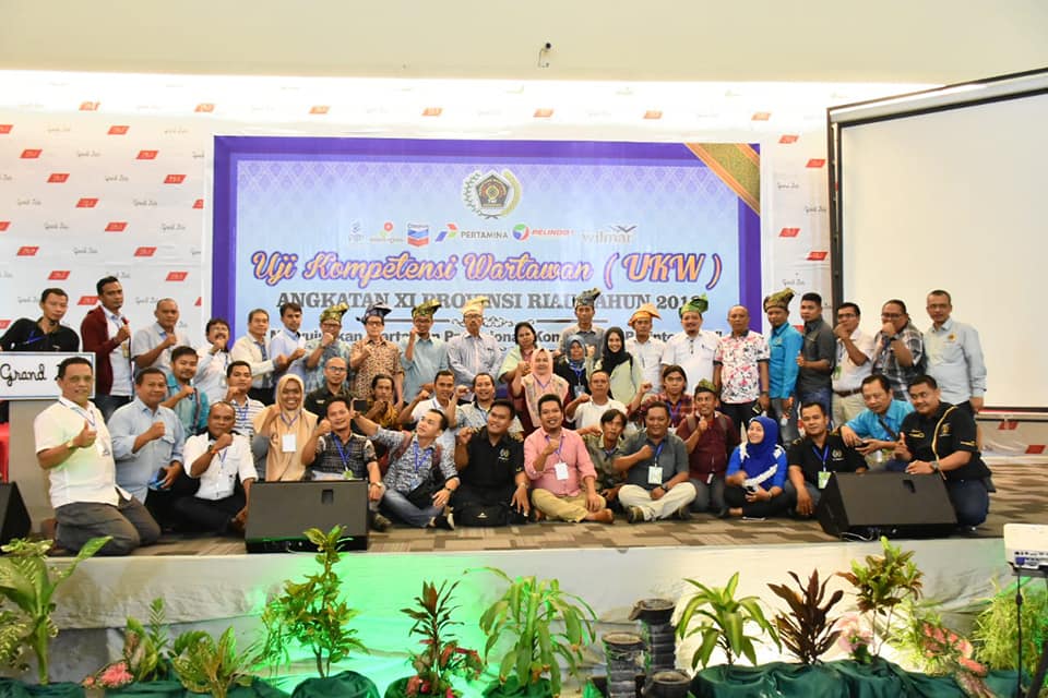 Gratis, Enam Kelas UKW PWI Riau XII