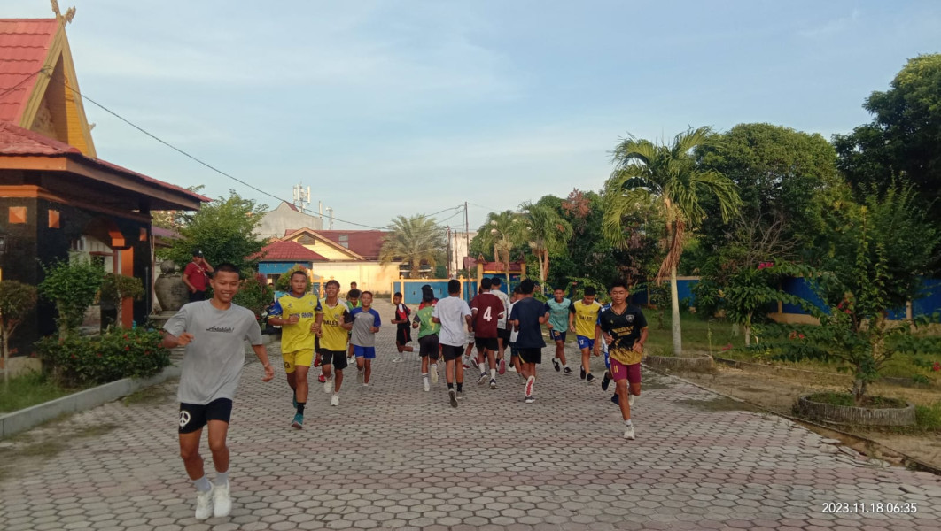 Hari Ini, Dales United Gelar Latihan Ringan Pagi