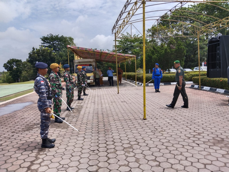 Dandim 0320/Dumai Pantau Langsung Pelatihan Paskibra Kota Dumai