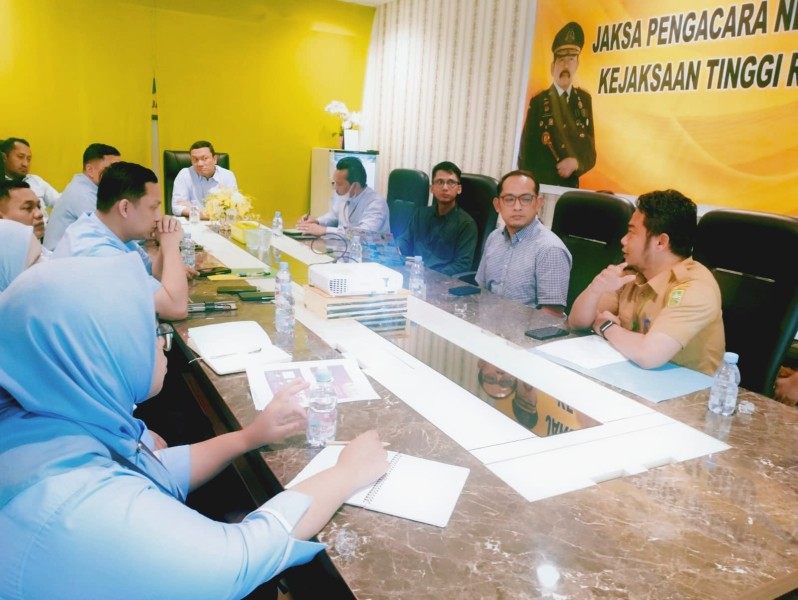 Pemprov Riau Konsultasi ke Kejati Terkait Pelepasan Aset BMN Hulu Migas untuk Pembangunan Buffer Zone