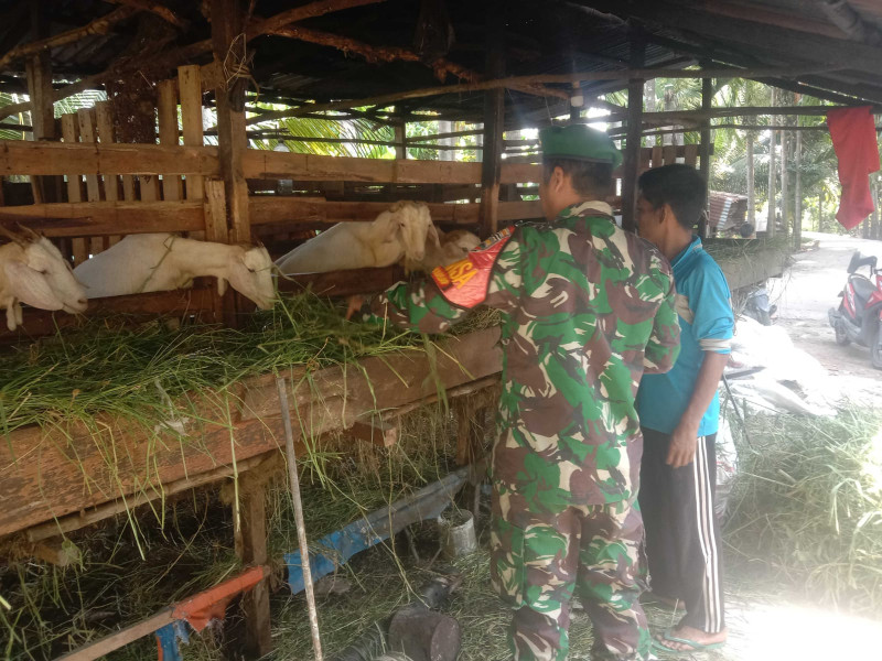 Serda SMP Sinaga Ingatkan Warga RT 03 Dumai Timur Pentingnya Kebersihan Kandang