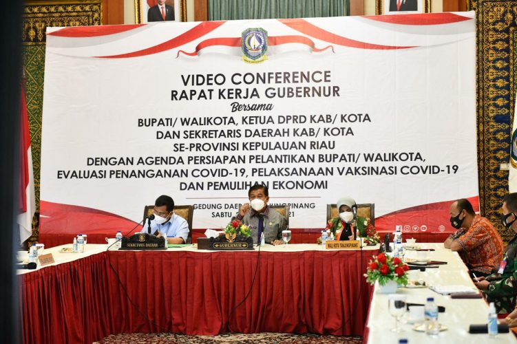 Suhajar Rapat Bersama Pimpinan Daerah Seprovinsi Kepulauan Riau