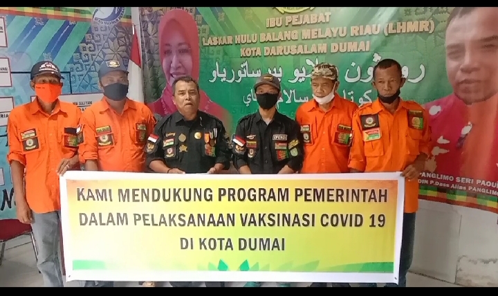 Dit Intelkam Polda Riau Bersama LHMR Rangkul Warga untuk Ikut Program Vaksinasi