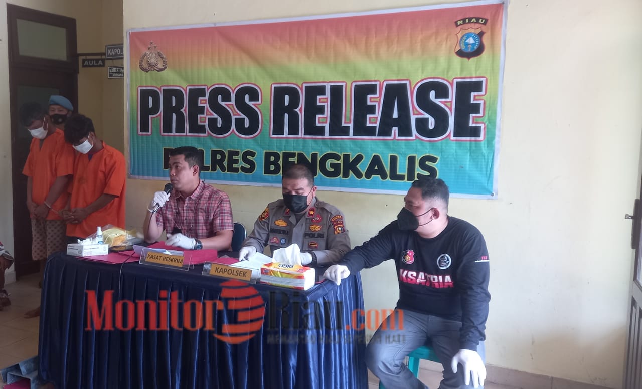 Polsek Pinggir Tangkap Dua Pelaku Pencuri Steel Block di Jalan Tol Permai