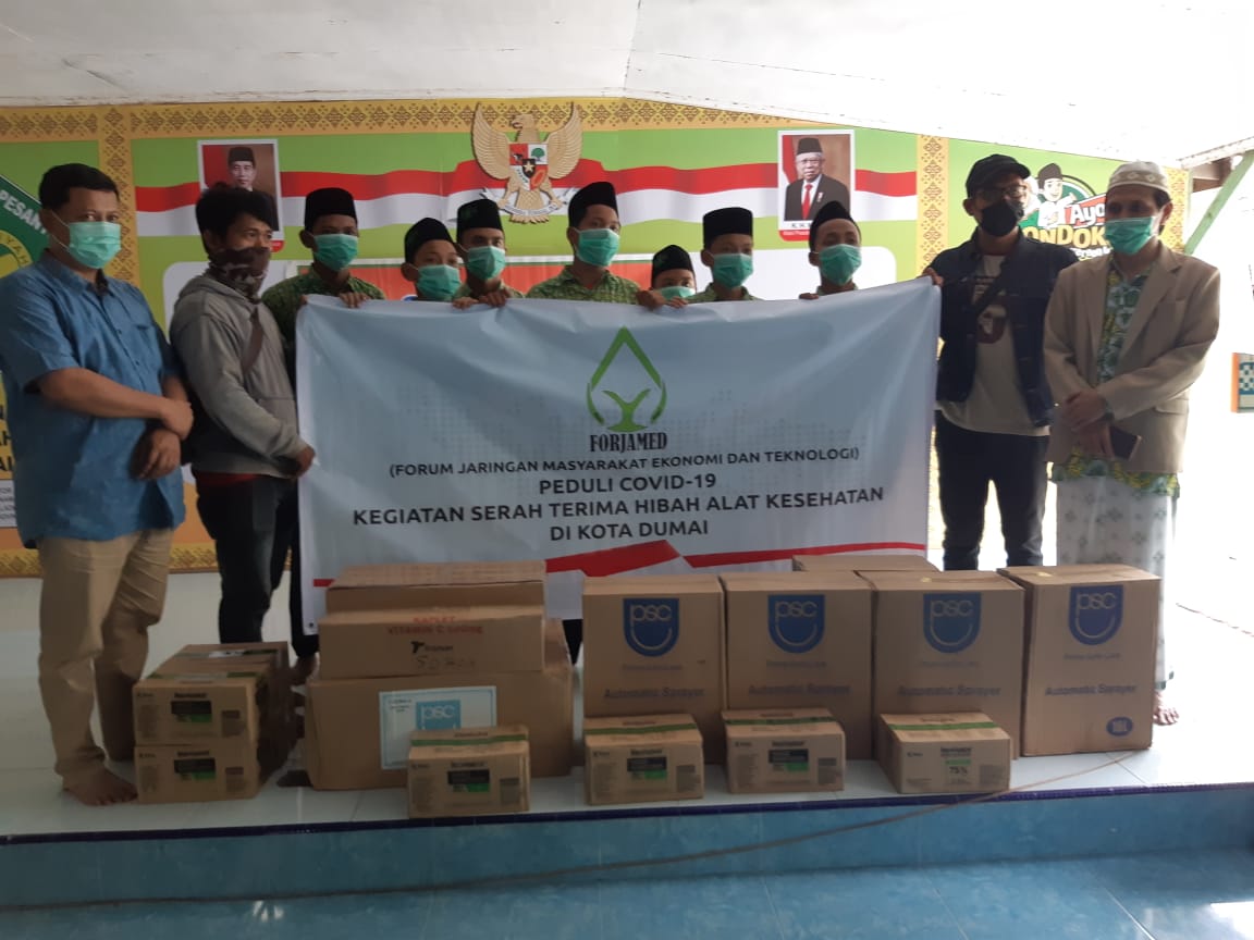Peduli Covid-19, Forjamet Salurkan Alat Kesehatan ke 8 Pondok Pesantren di Dumai