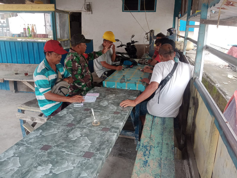 Jelang Pilkada Serentak, Babinsa Sertu Sareh Tekankan Pentingnya Keamanan Bersama di Kelurahan Bagan Besar