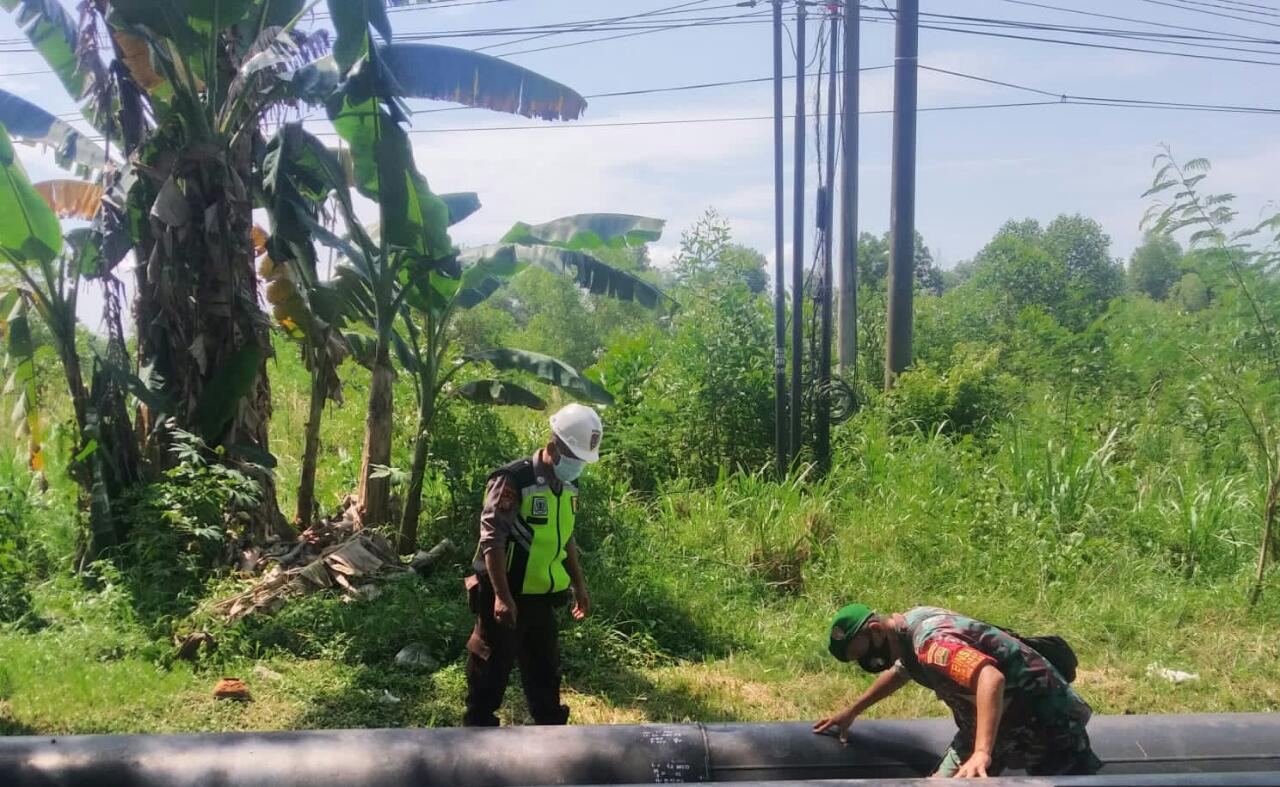 Pelaksanaan Binter dan Komsos Oleh Peltu Wawan dan Pengecekan Pipa PHR