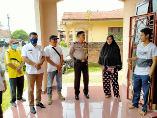 Camat Rantau Utara Sosialisasikan Pencegahan Penularan Covid-19 di Kelurahan Sirandorung