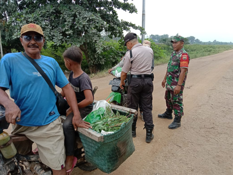 Sertu Jainal Ingatkan Bahaya Karhutla Kepada Masyarakat