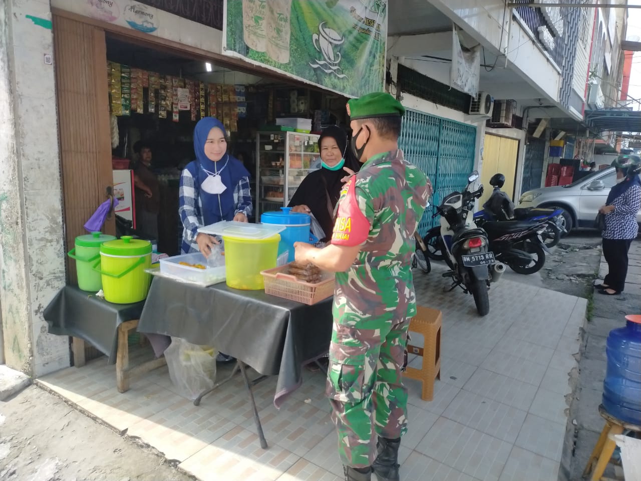 Sertu Arjuna Endar Ingatkan Prokes ke Masyarakat