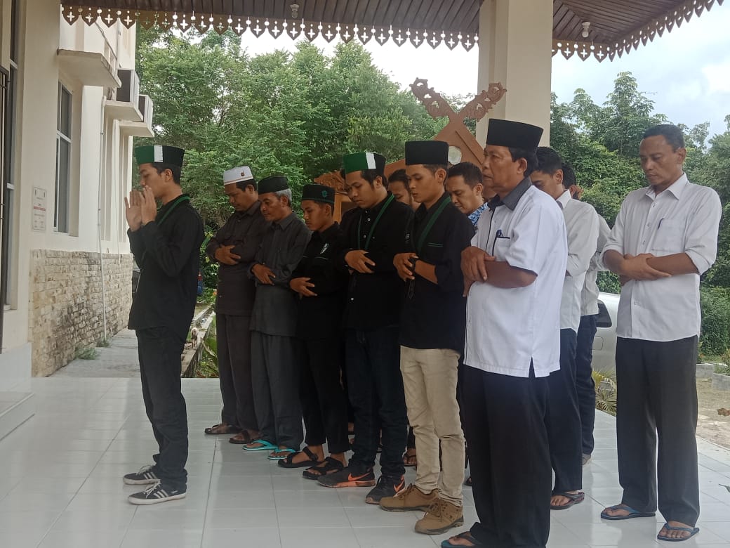 HMI Cabang Dumai dan KPU Kota Dumai Sholat Ghaib dan Do'a Bersama