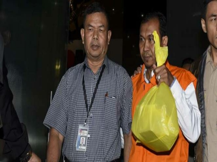 Panitera PN Jaksel Dituntut Enam Tahun Penjara