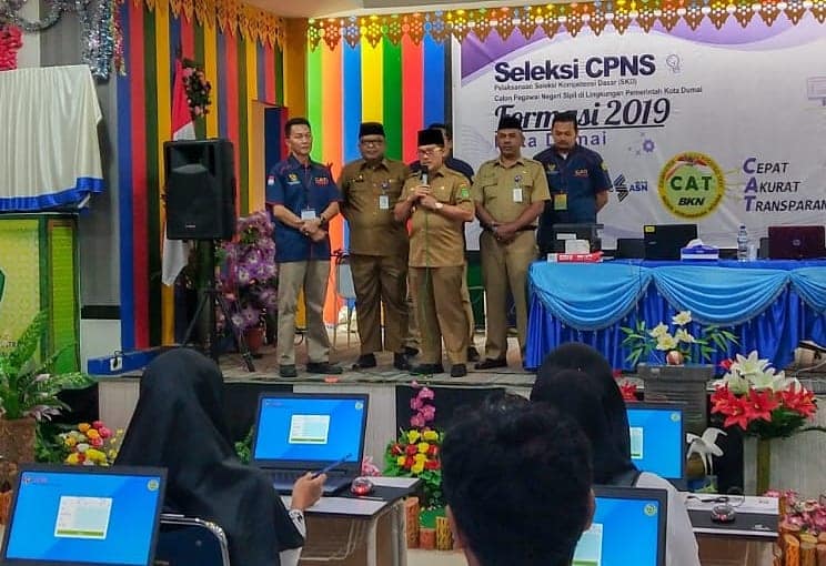 Wako Tinjau SKD CPNS di Dumai