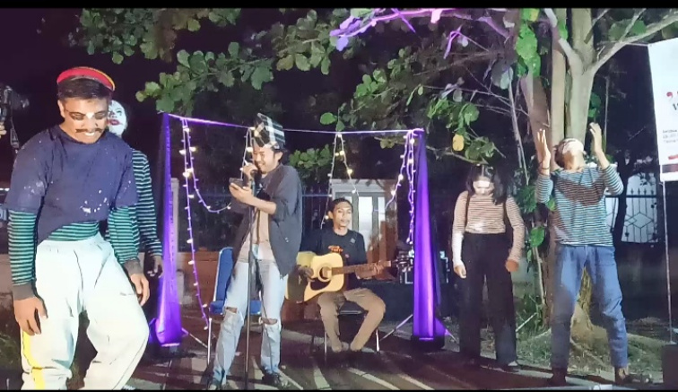 Dengan Puisi, Tuah Abdi Unisi Tegaskan Kini Telah Kembali!