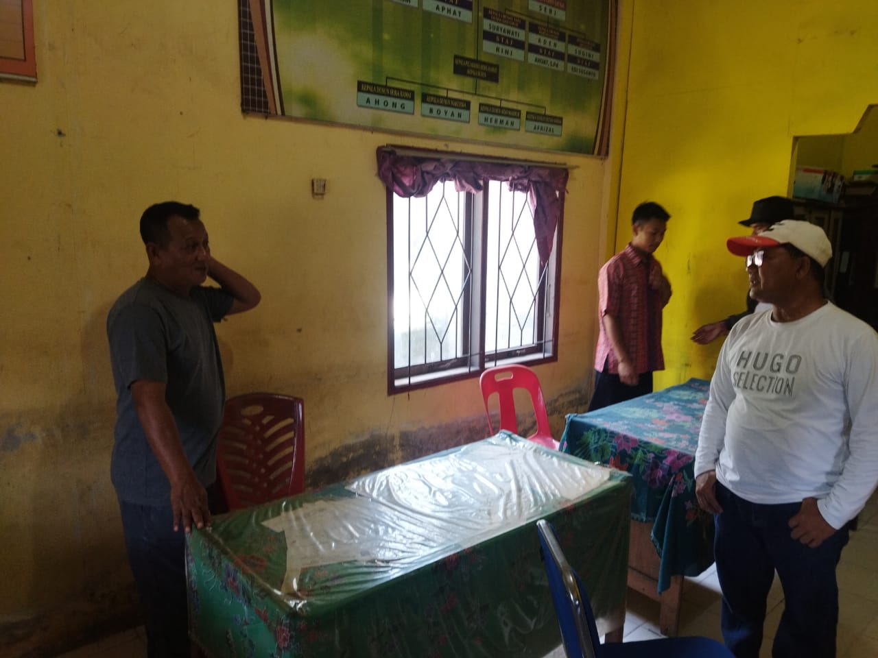 Pastikan Pemerintahan Desa Titi Akar Berjalan, Camat Rupat Utara Turun Langsung