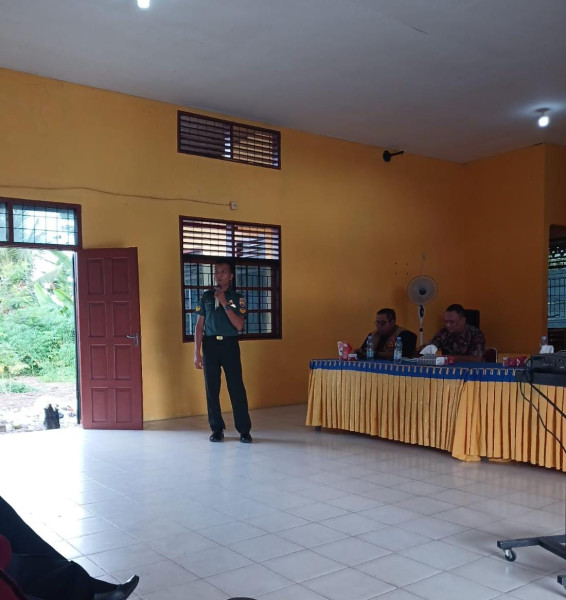 Mewakili Danramil 02, Serka Tomy Mike Hadiri Penyuluhan Bahaya Karhutla