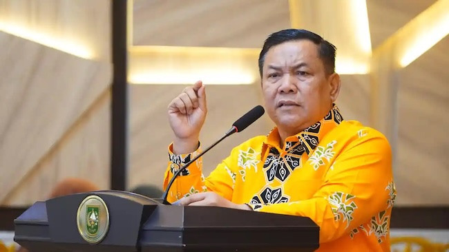 Plt Gubri Tunjuk Kepala Biro PBJ Zulfahmi Jadi Plt Kadis PUPR Riau